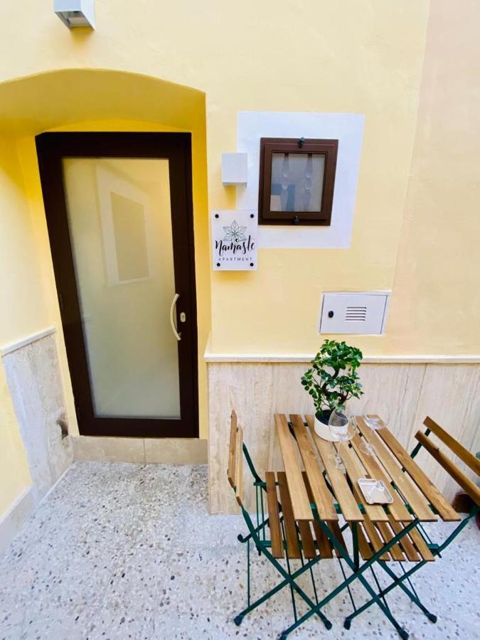 Namaste Apartment Bari Exterior foto
